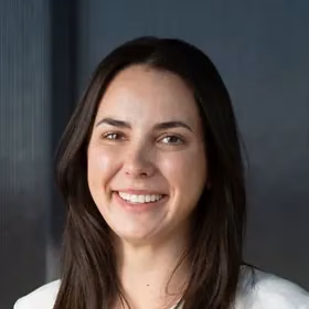 Kinga Guzik – dental assistant and dental technician